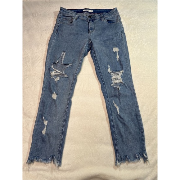 Cello Jeans Size 5 Womens Skinny Leg Stretch Mid Rise‎ Med Wash Blue Distressed - Picture 1 of 16